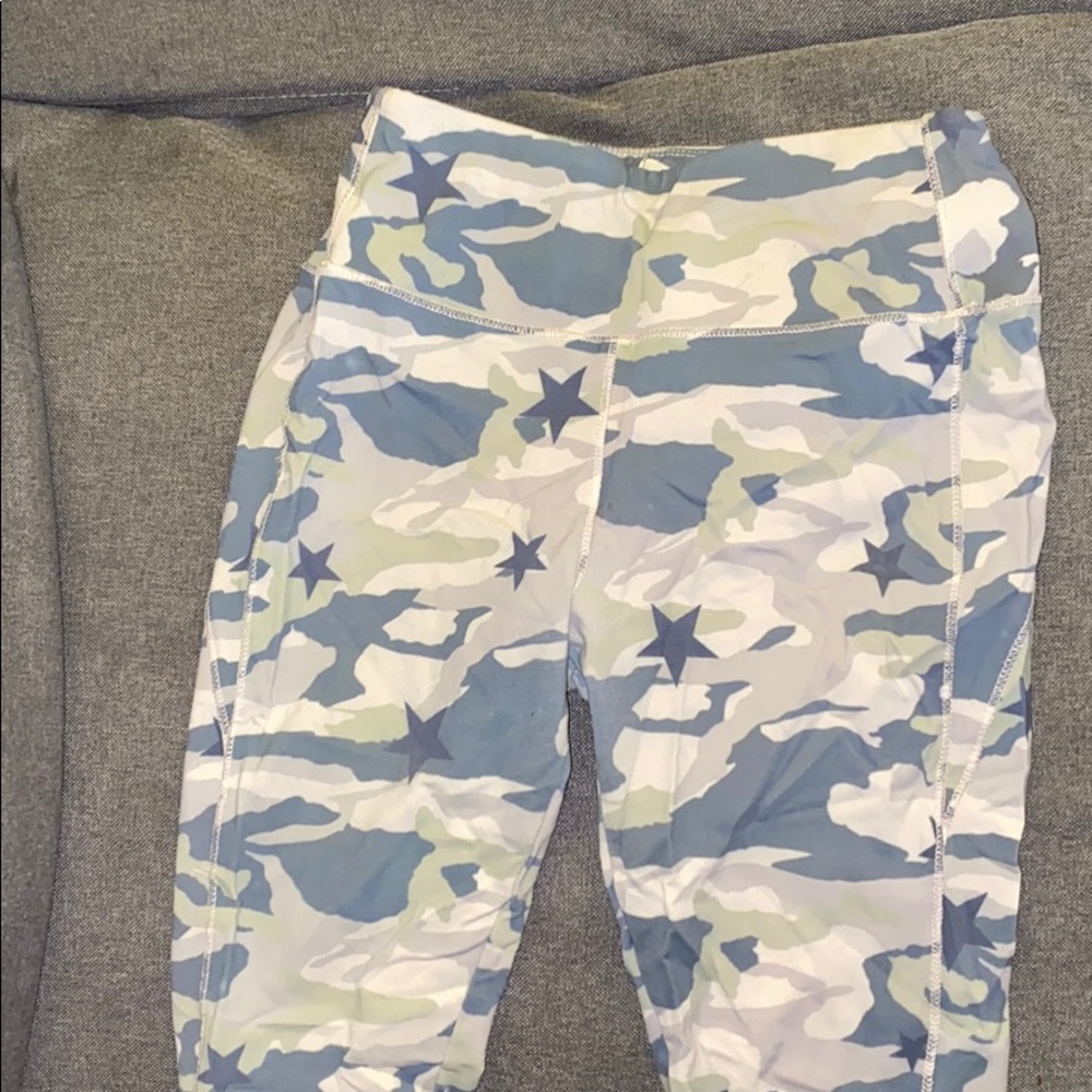 Monrow camo leggings